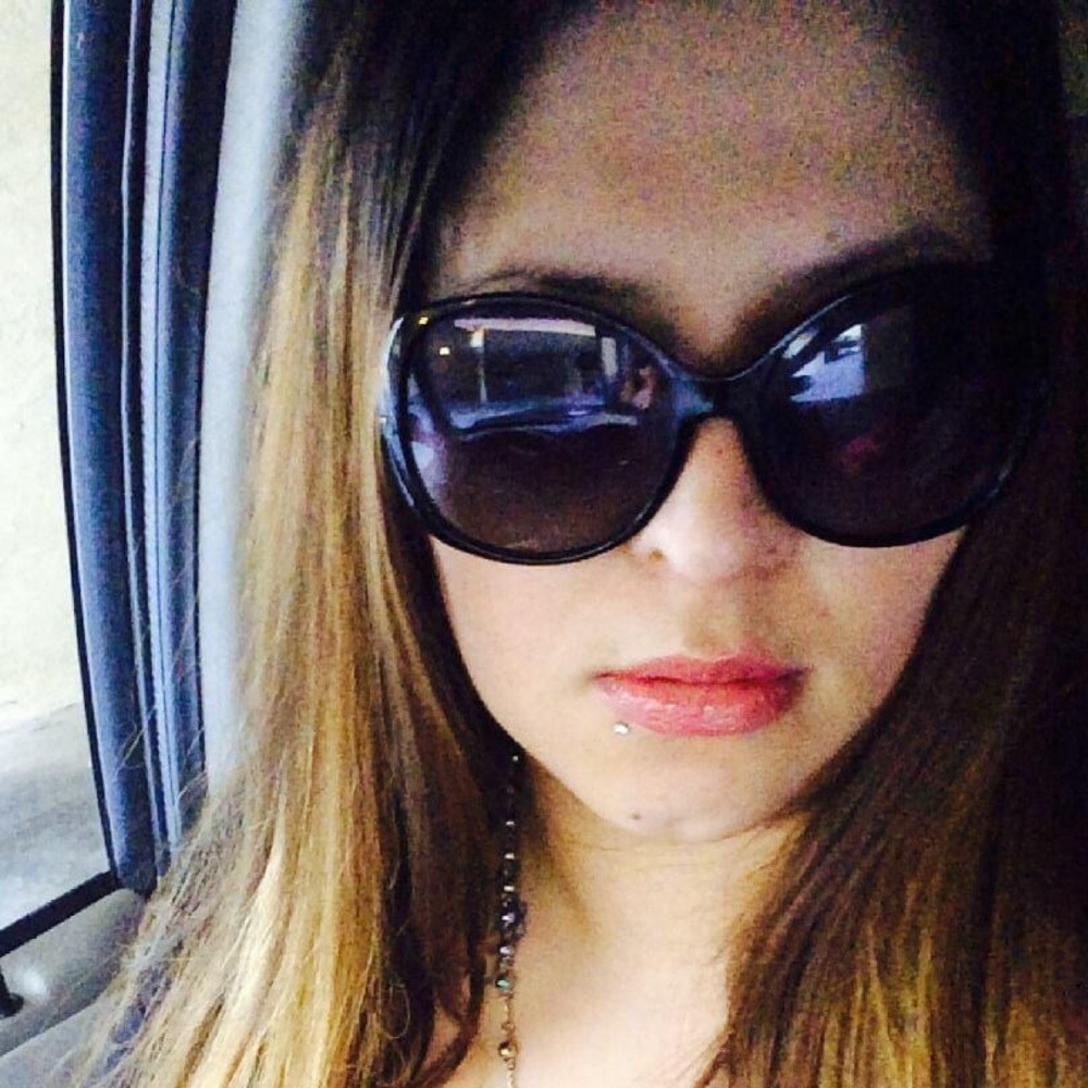 Meet your Posher, Maria